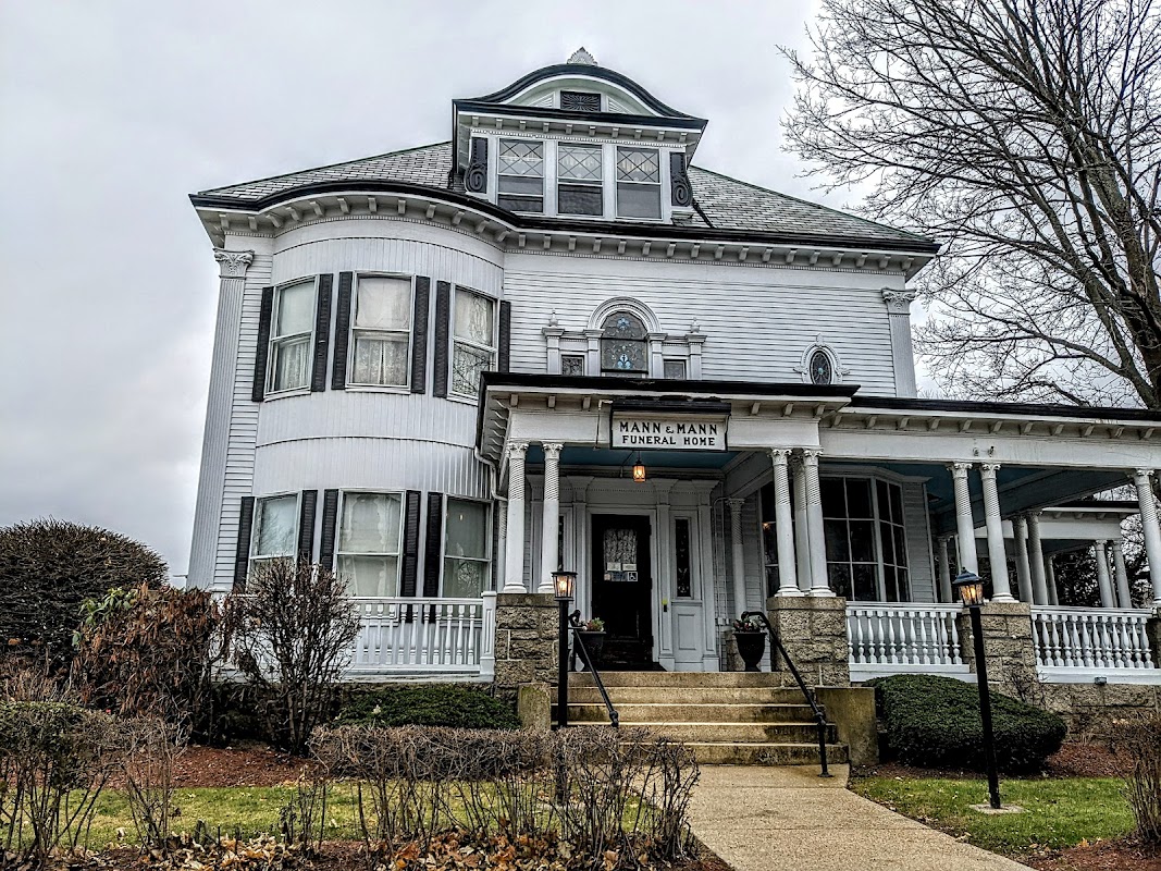 Mann & Rodgers Funeral Home building in Jamaica Plain, Massachusetts