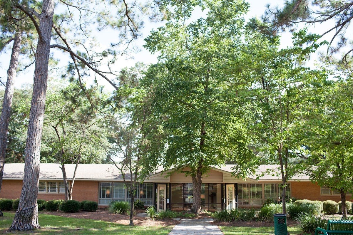 McLane Lakewood Funeral Home building in Lake Park, Georgia