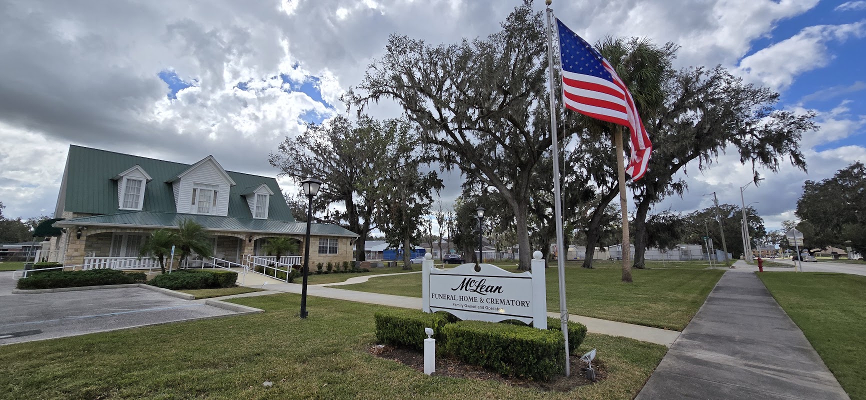 McLean Funeral Home building in Fort Meade, Florida