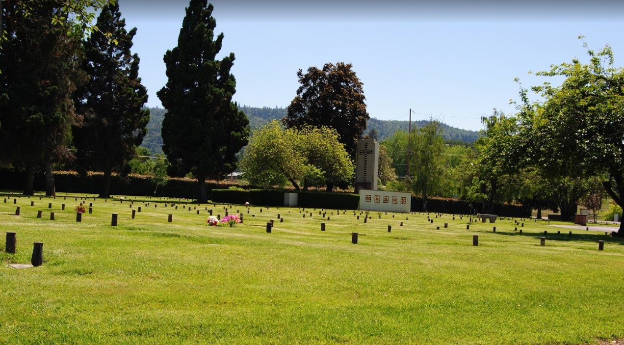 Memory Gardens Mortuary building in Medford, Oregon