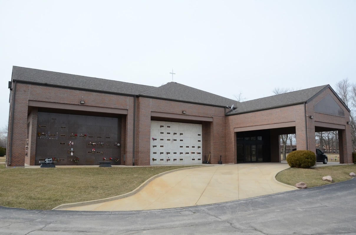 Memory Lane Memorial Park and Funeral Home building in Crown Point, Indiana