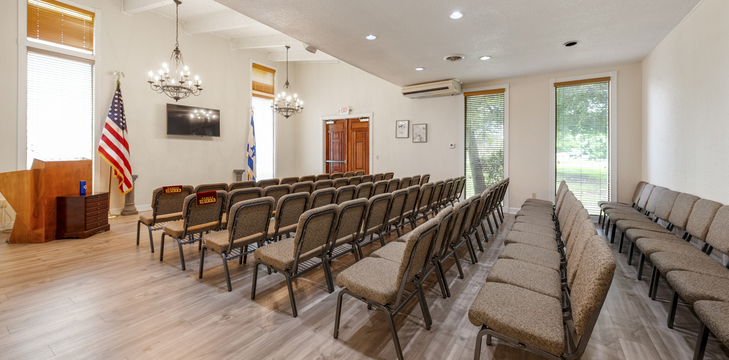Menorah Gardens & Funeral Chapels building in Fort Lauderdale, Florida