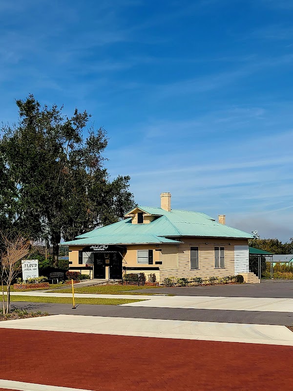 Michael A. Floyd Funeral Home building in Clermont, Florida