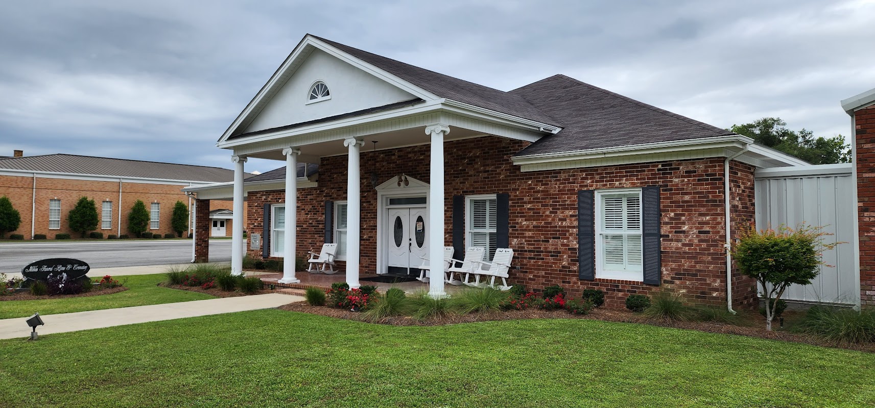 Miles-Nobles Funeral Home building in Baxley, Georgia
