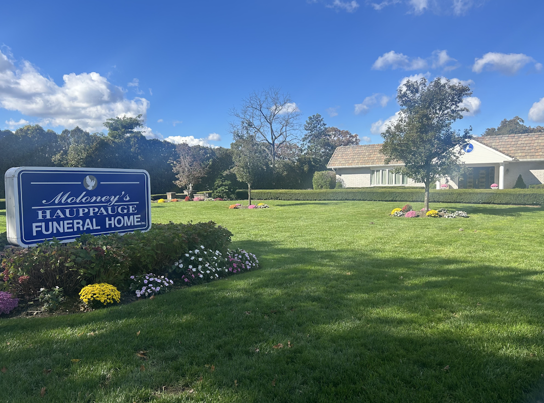 Moloney'S Hauppauge Funeral Home Inc building in Hauppauge, New York