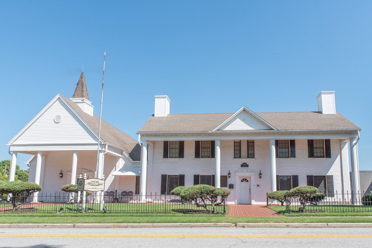 Moore's Funeral Chapel building in Fayetteville, Arkansas