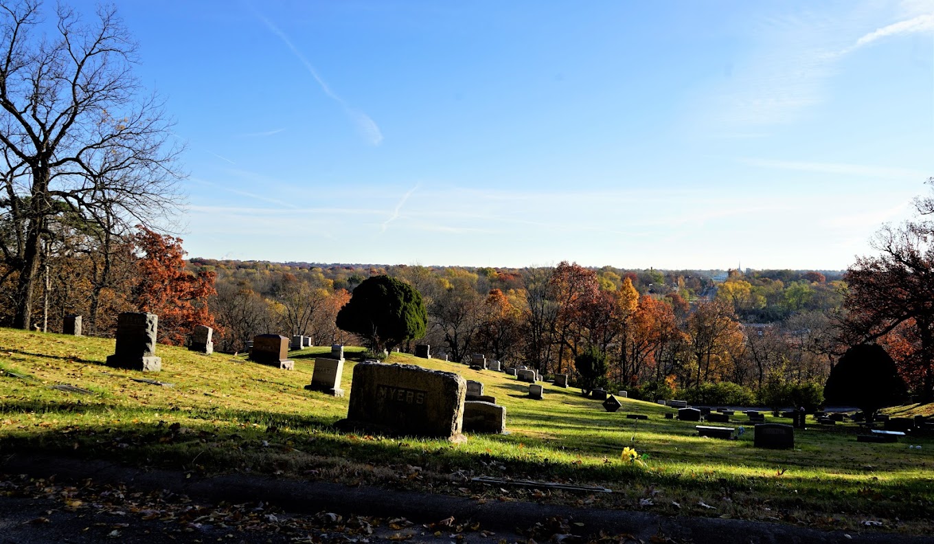 Mt. Washington Forever Funeral Home & Cemetery building in Independence, Missouri