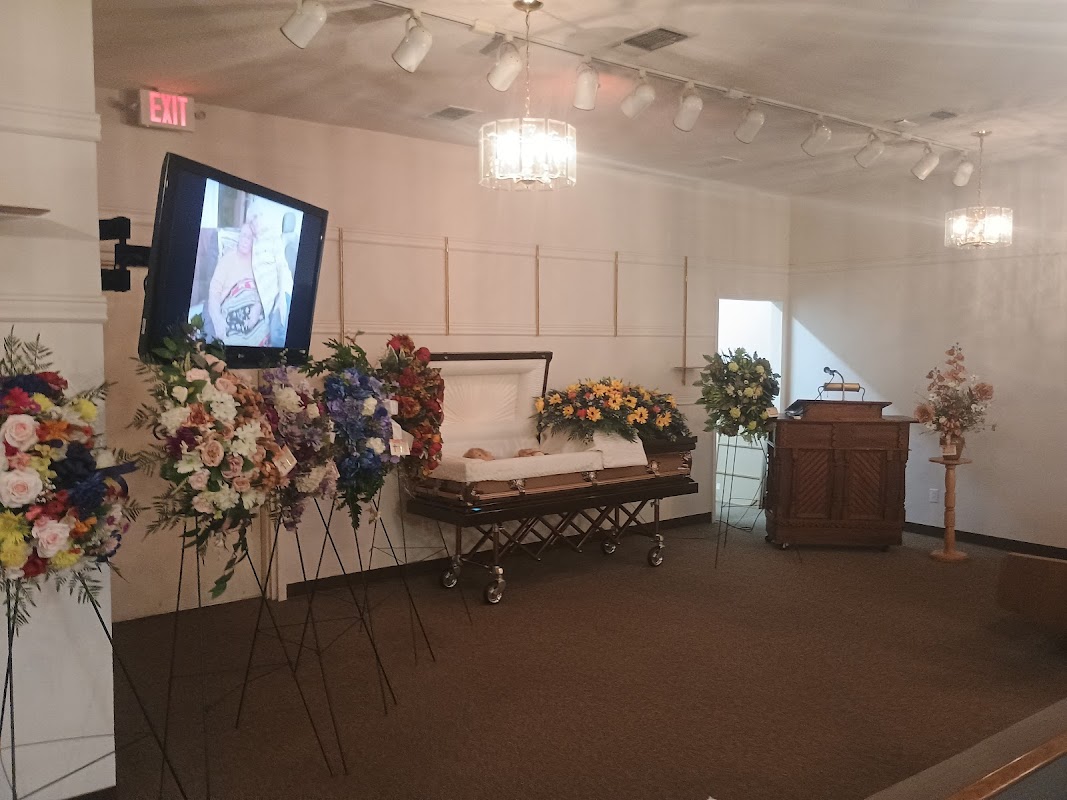 Nowlin Anders Funeral Home building in De Leon, Texas