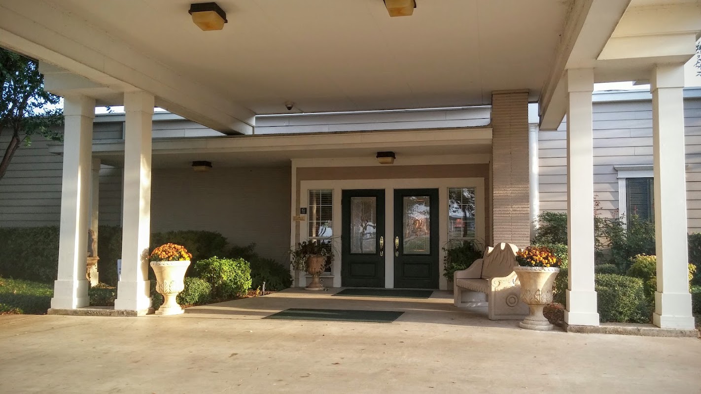 Oakcrest Funeral Home building in Waco, Texas