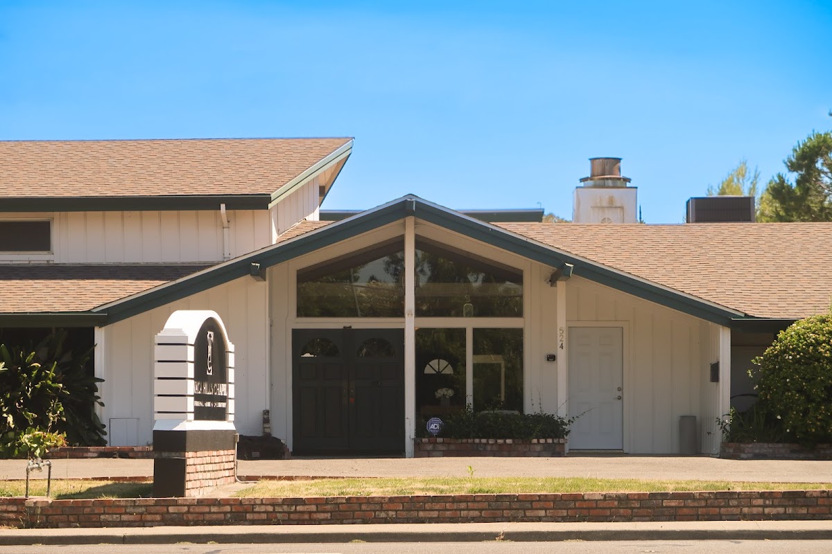 Oakmont Funeral and Cremation Services at Vacaville building in Vacaville, California