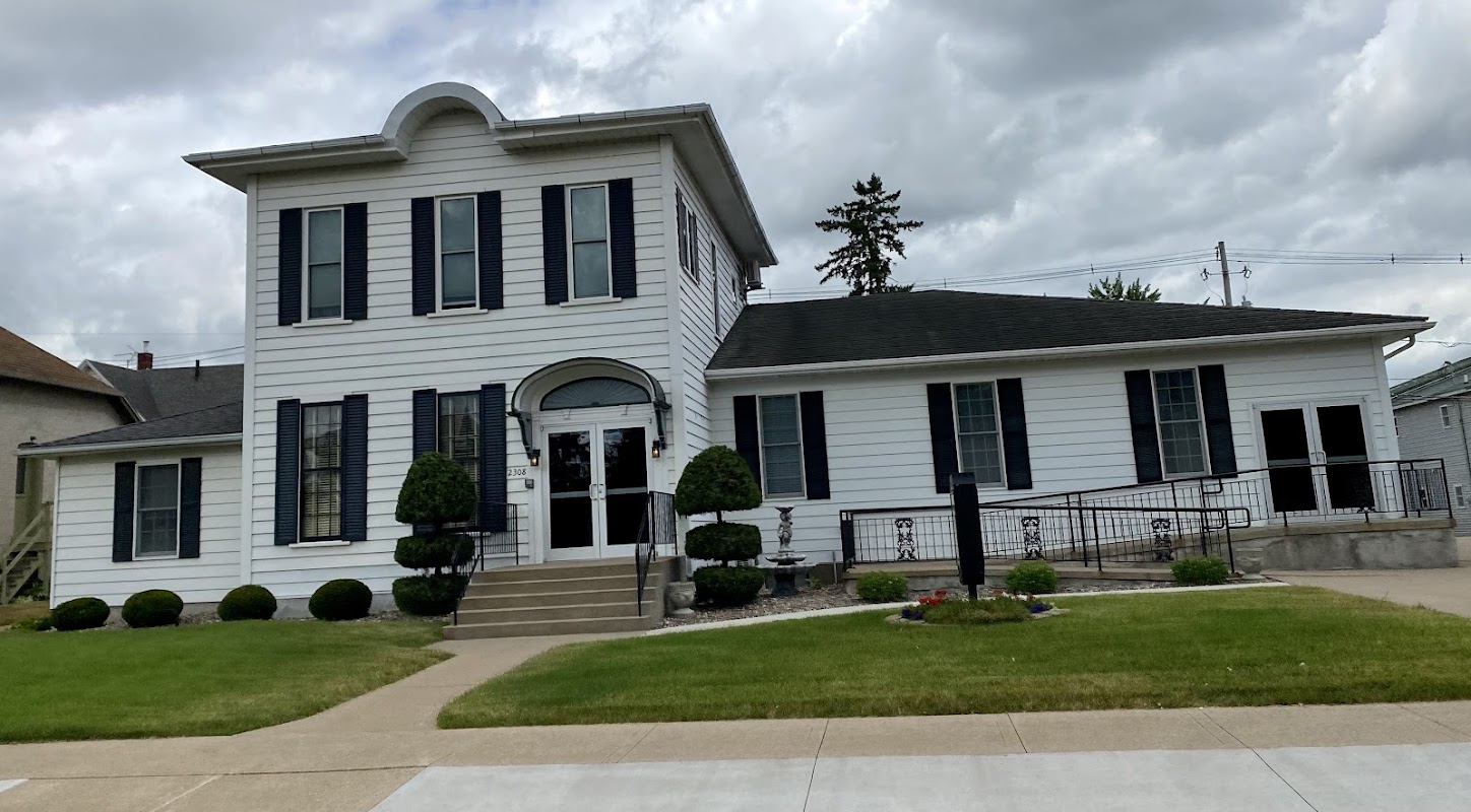 Pape Funeral Home building in Clinton, Iowa
