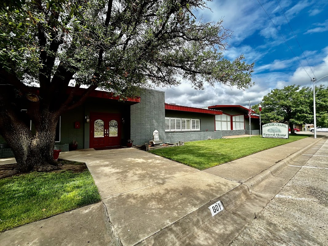 Parkside Chapel Funeral Home building in Hereford, Texas