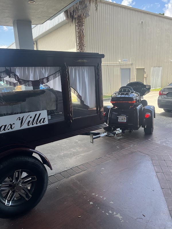 Pax Villa Funeral Home building in Orlando, Florida