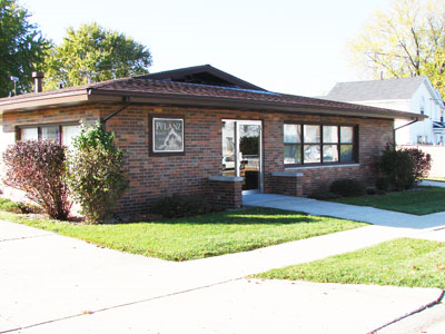 Pflanz Mantey Mendrala Funeral Home - Poynette building in Poynette, Wisconsin