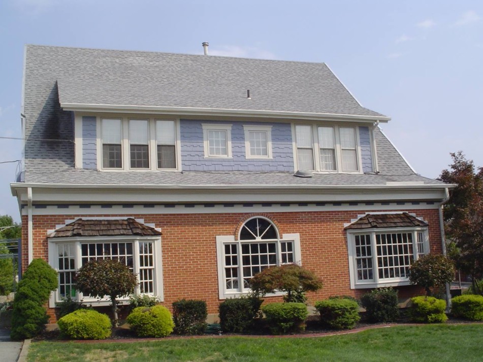 Piatt & Barnhill Funeral Directors building in Washington, Pennsylvania