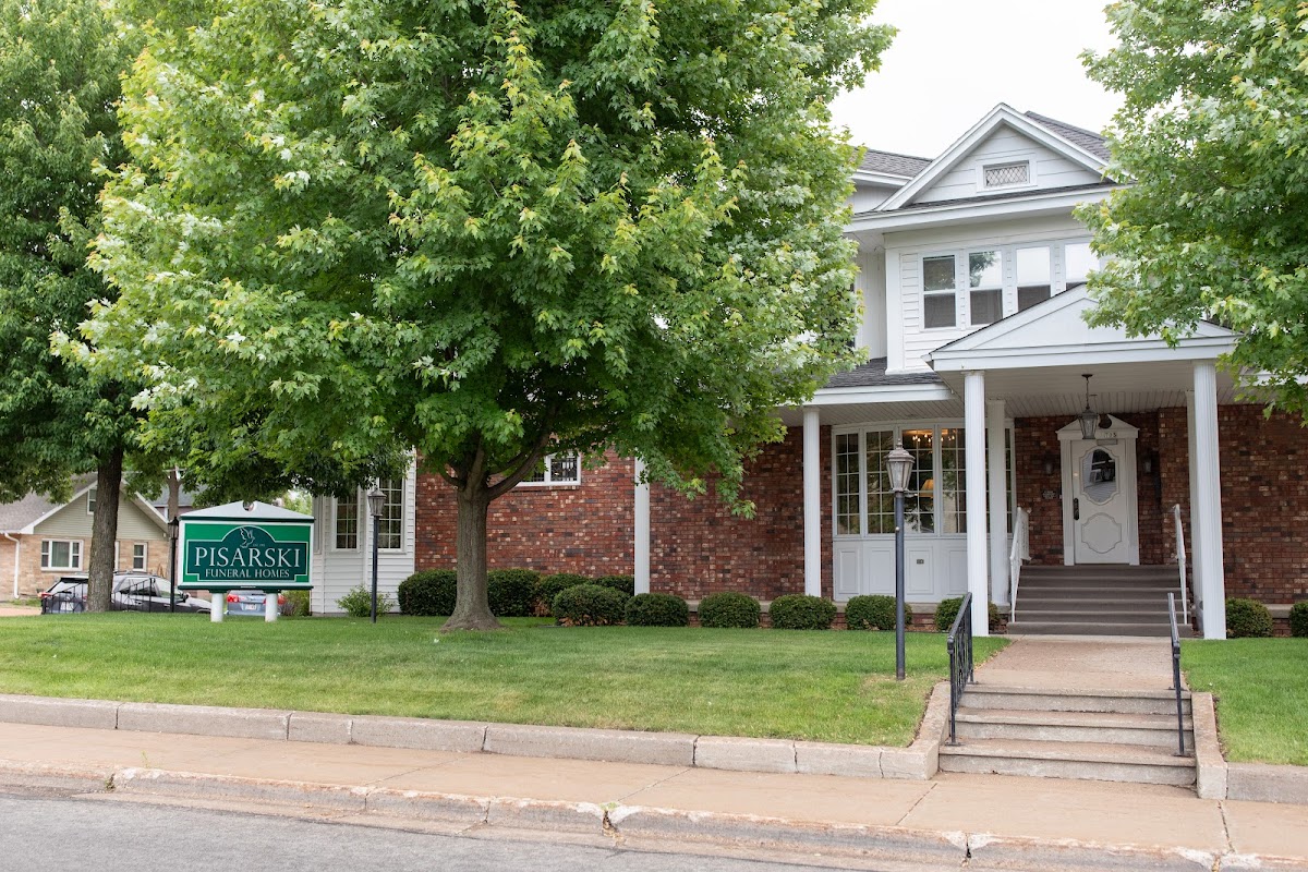 Pisarski Funeral Homes building in Stevens Point, Wisconsin