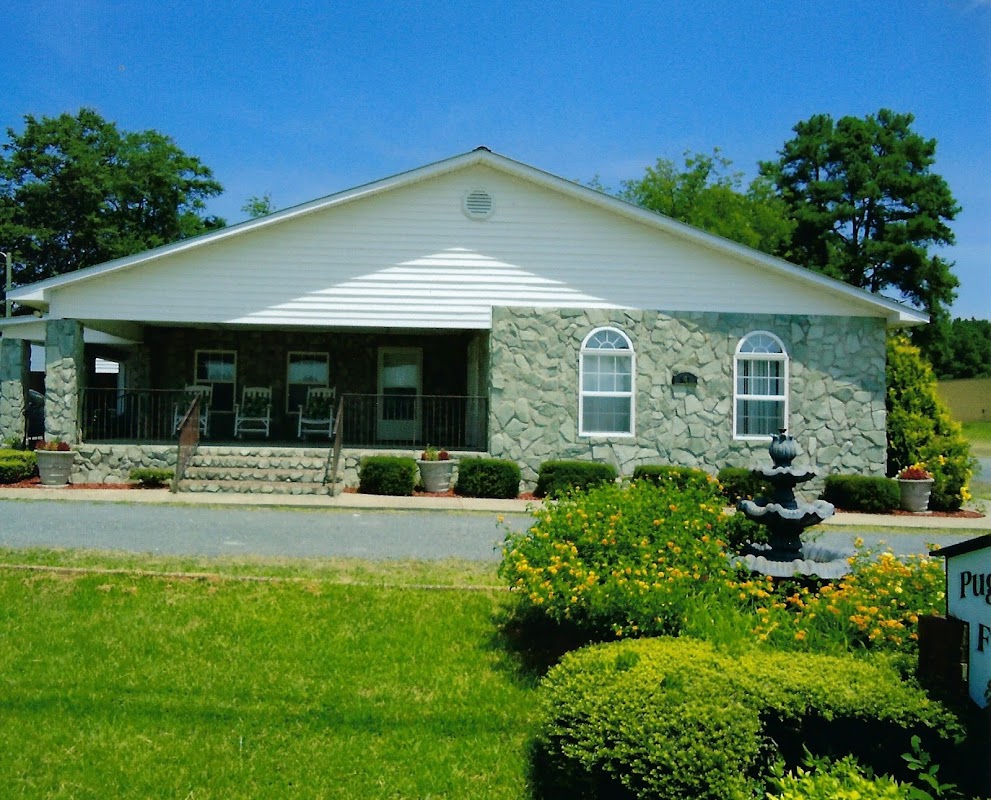 Pugh & Smith Funeral Home building in Carthage, North Carolina