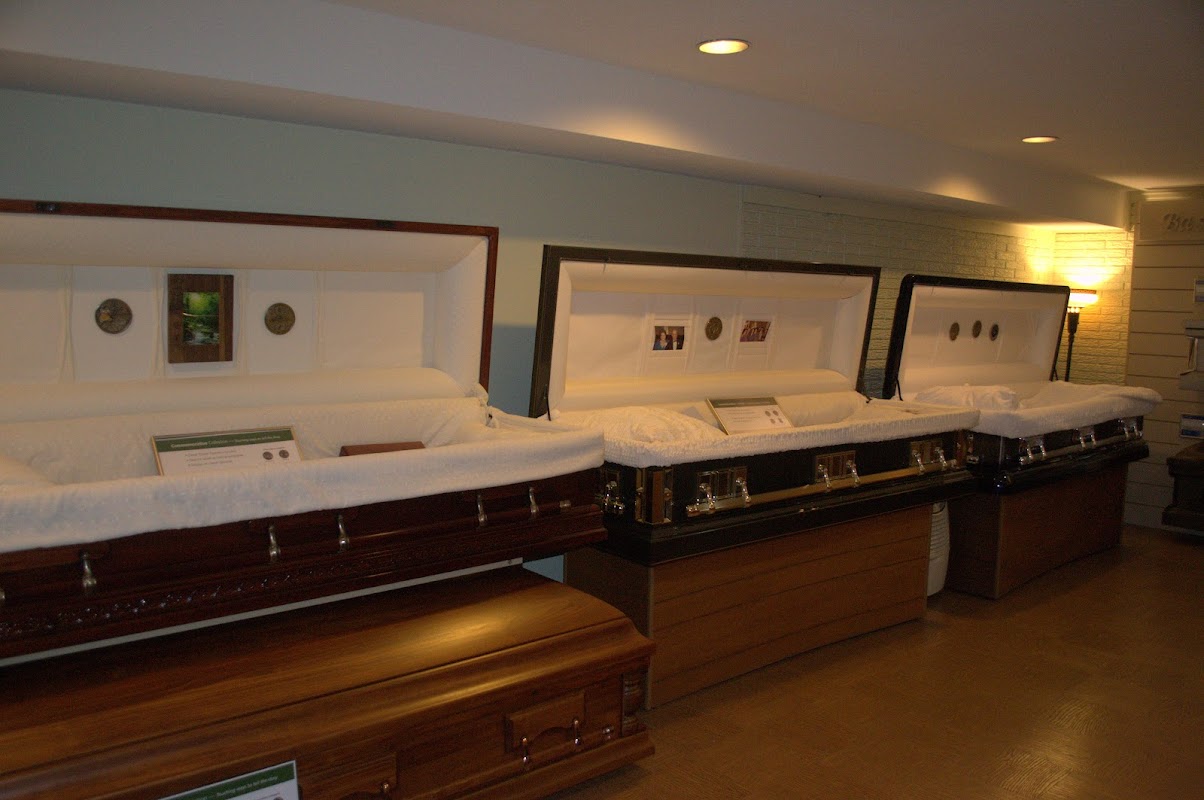 Reichlin-Cooley Funeral Home building in Lorain, Ohio