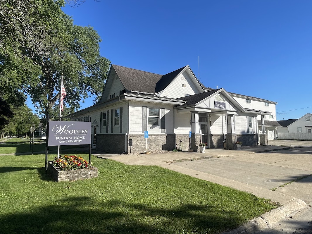 Retz Funeral Home building in Greene, Iowa