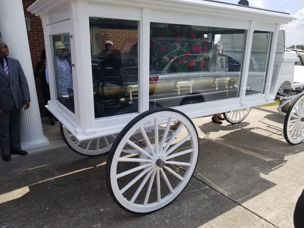 Richmond Funeral Home & Cremation Services building in Charlotte, North Carolina