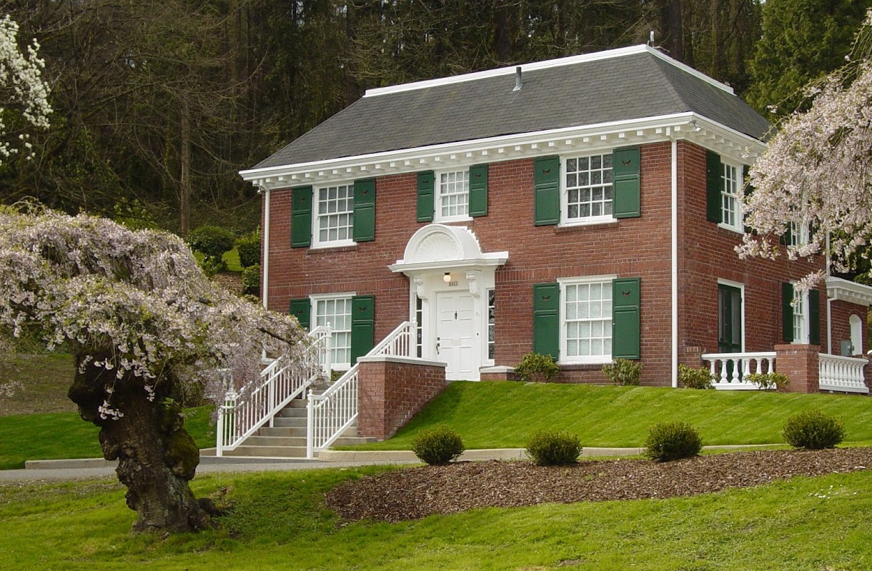 River View Cemetery Funeral Home building in Portland, Oregon