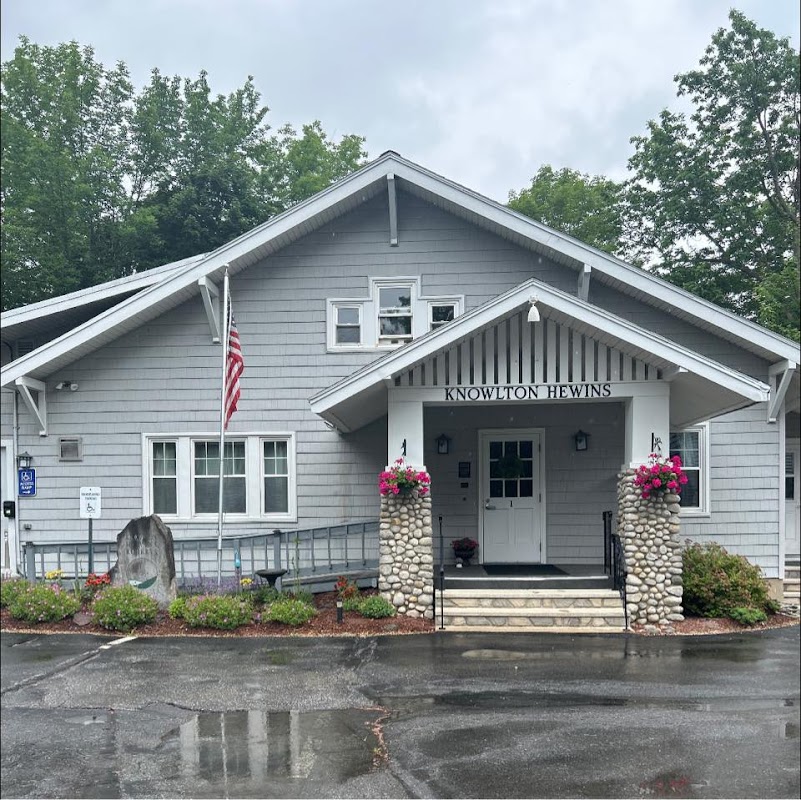 Roberts Funeral Home & Cremation Care building in Winthrop, Maine