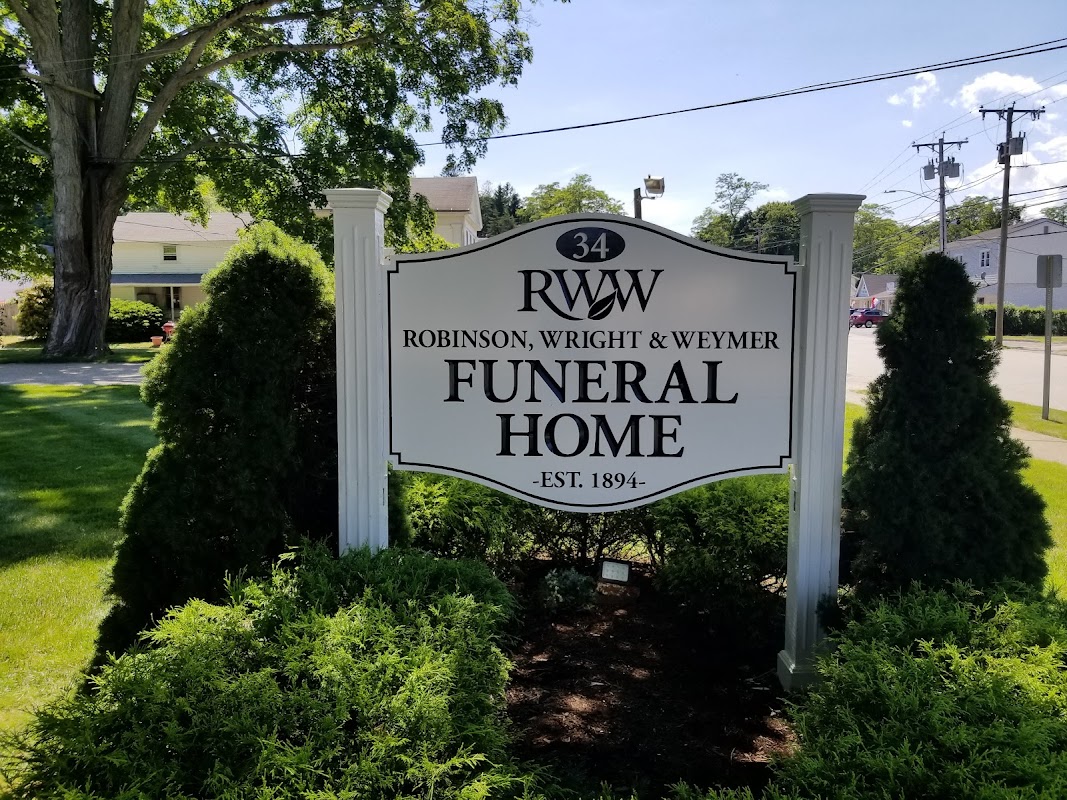 Robinson, Wright & Weymer Funeral Home building in Centerbrook, Connecticut