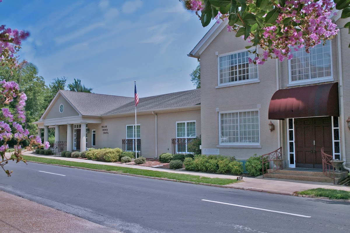 Roller-Crouch Funeral Home building in Batesville, Arkansas