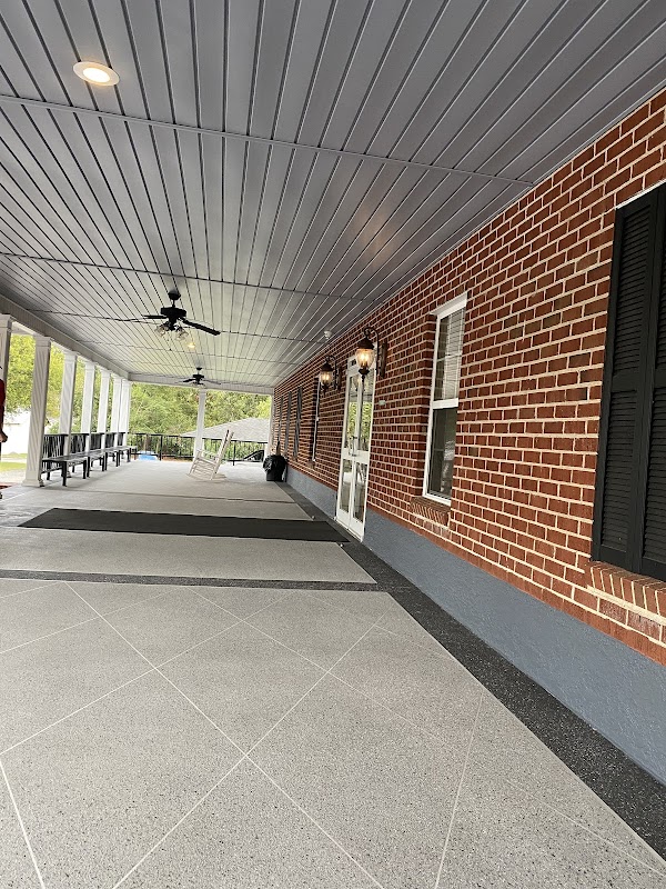 Ronald V. Hall Funeral Home building in Vidalia, Georgia
