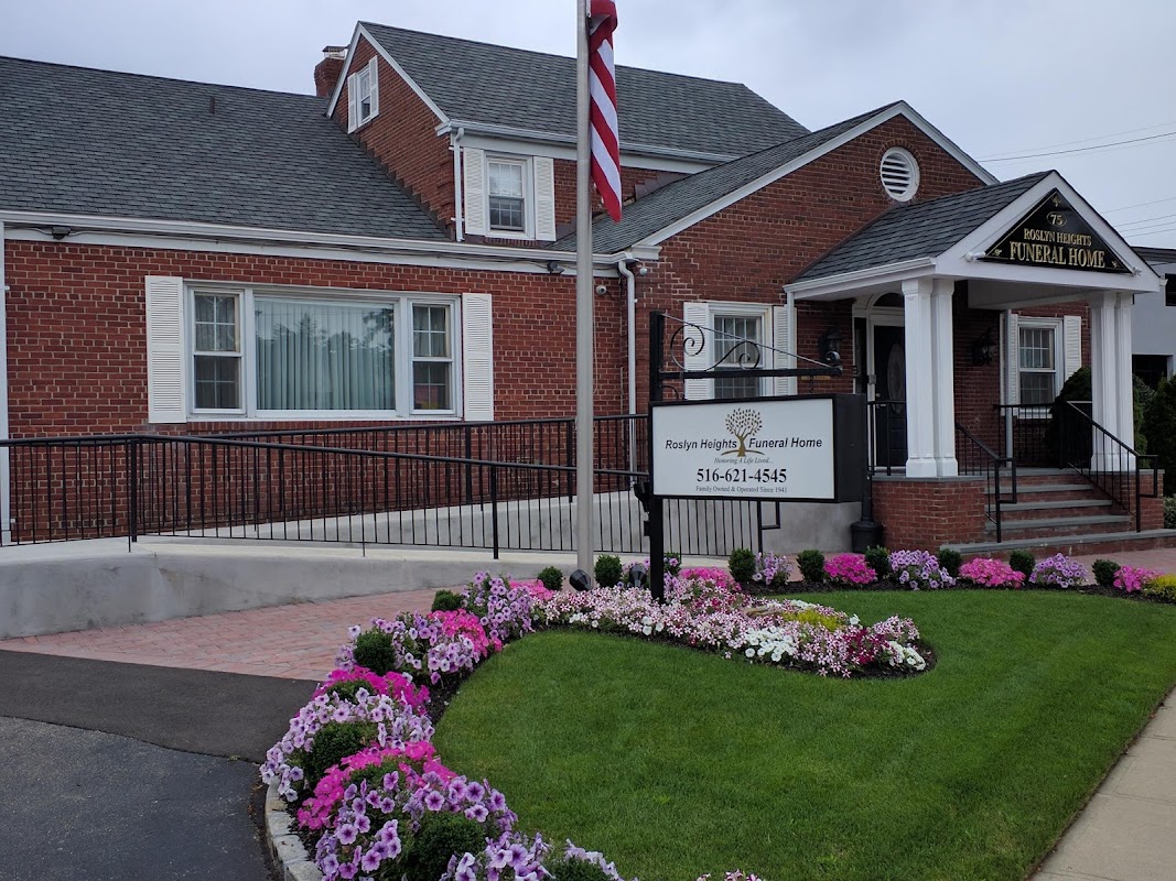 Roslyn Heights Funeral Home building in Roslyn Heights, New York