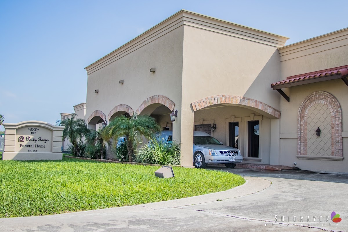 Rudy Garza Palms Funeral Home building in La Feria, Texas