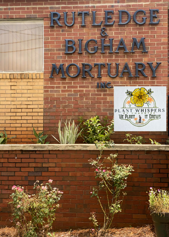 Rutledge & Bigham Mortuary building in Statesville, North Carolina