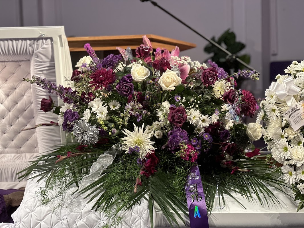 S L Mclaughlin Funeral Home Llc building in Albany, New York