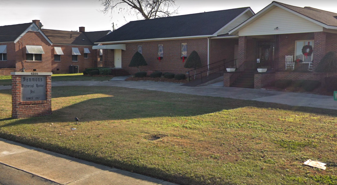 Sammons Funeral Home building in Soperton, Georgia
