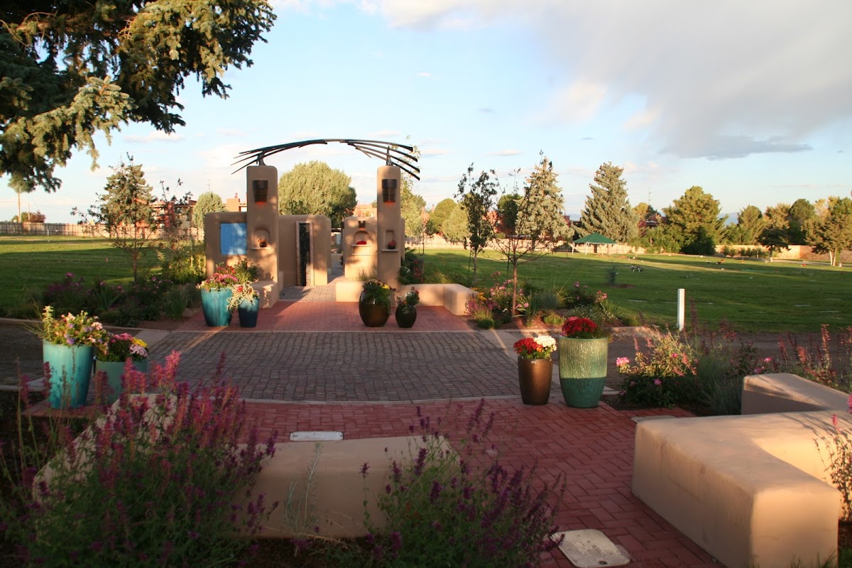 Santa Fe Funeral Options & Memorial Gardens building in Santa Fe, New Mexico