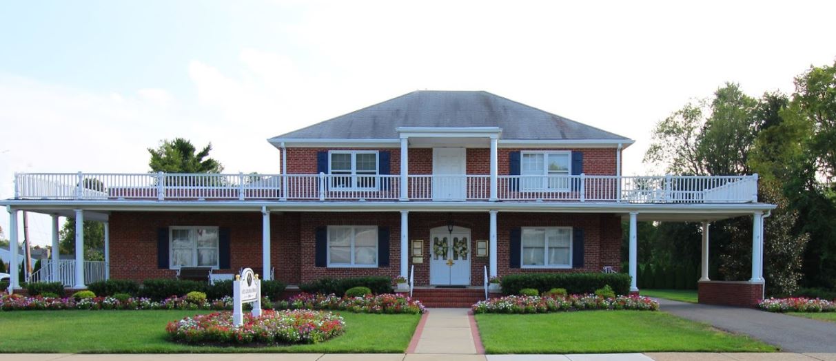 Saul Colonial Home building in Hamilton Square, New Jersey