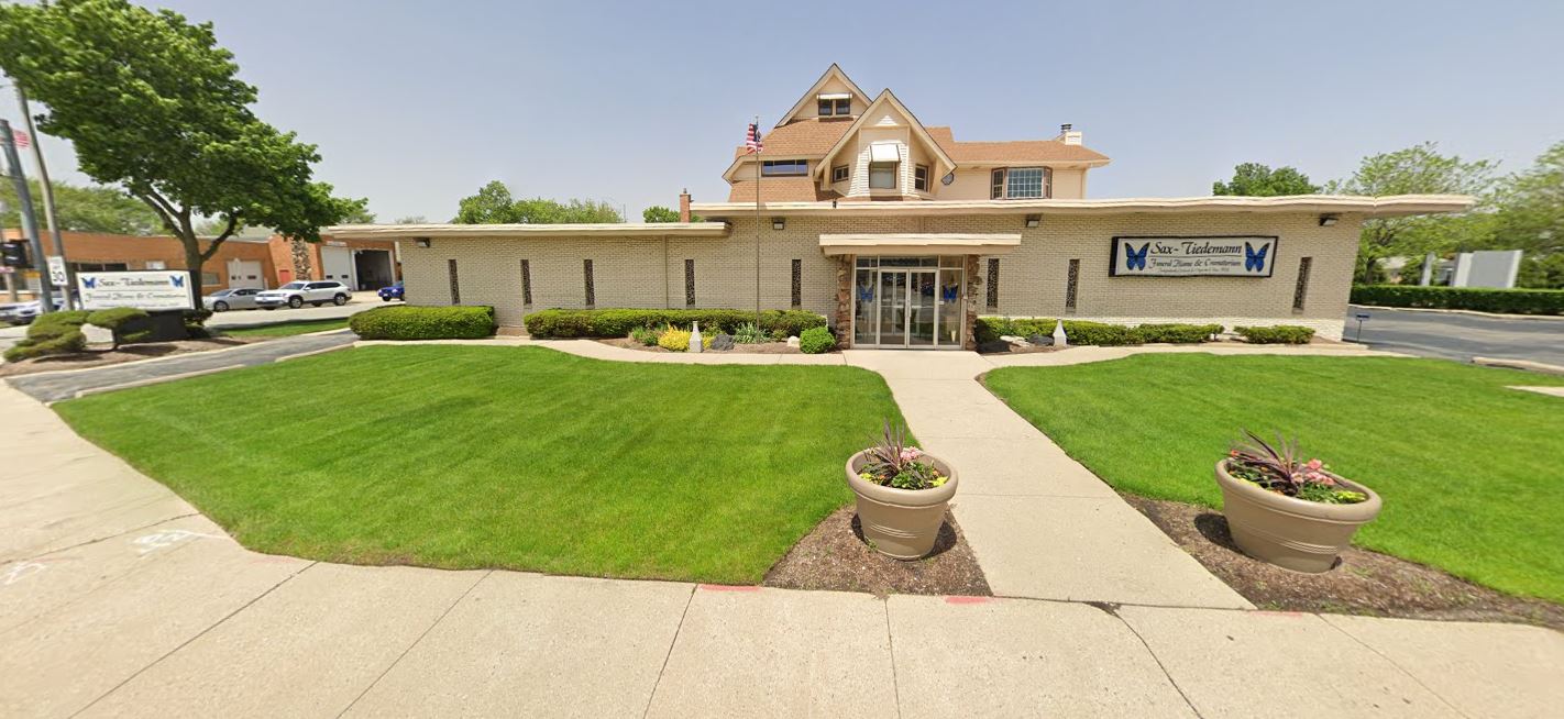 Sax-Tiedamann Funeral Home & Crematorium building in Franklin Park, Illinois