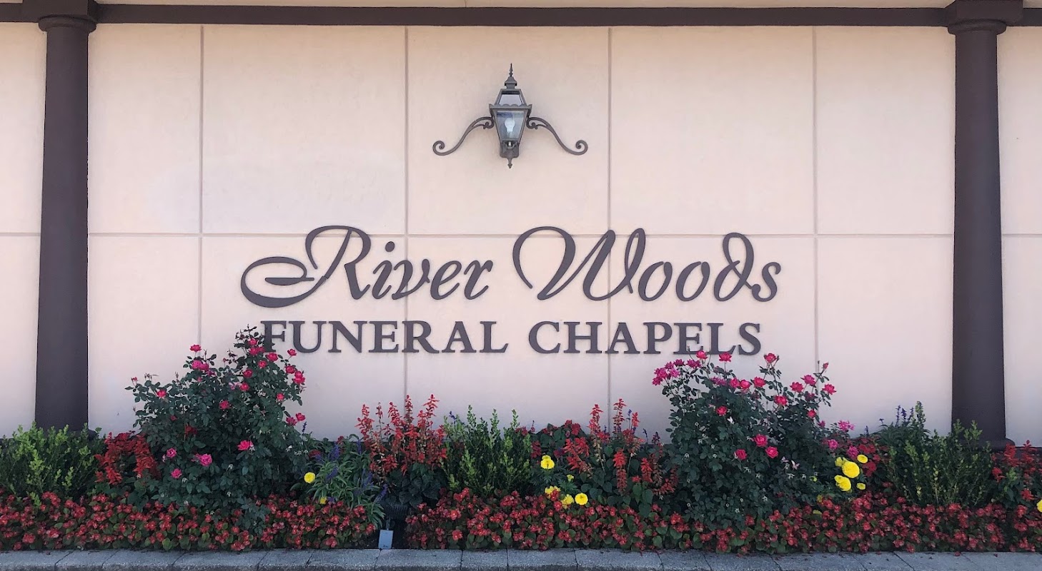 Severino's River Woods Funeral Chapels building in Des Plaines, Illinois