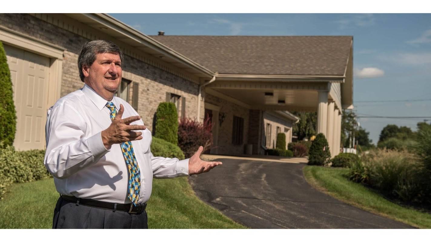 Shaw Funeral Home building in Battle Creek, Michigan