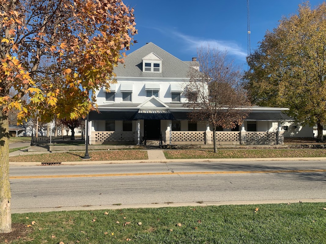 Shelby Funeral Home building in Covington, Indiana