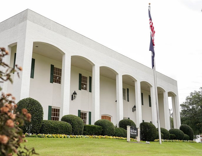 Shellhouse Funeral Home building in Aiken, South Carolina