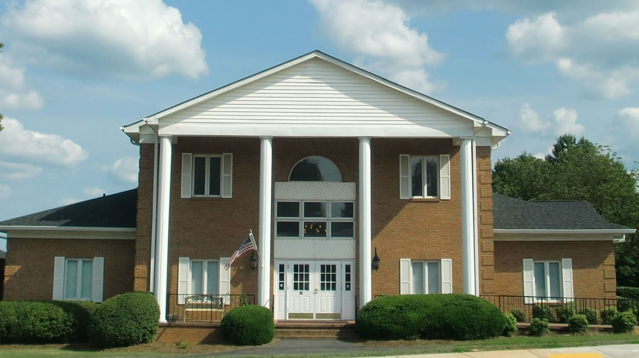 Sisk-Butler Funeral Home building in Bessemer City, North Carolina