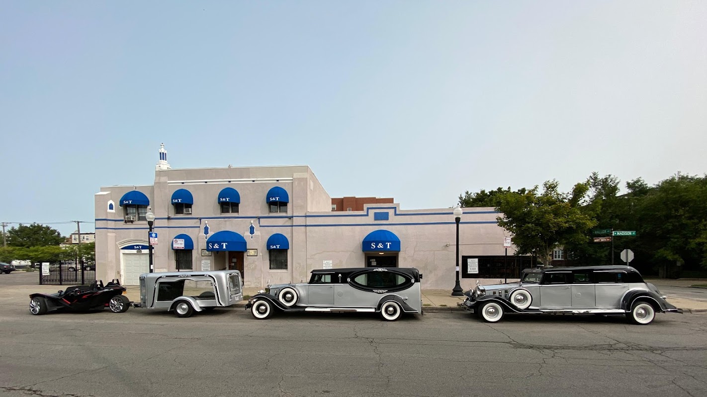 Smith & Thomas Funeral Home building in Chicago, Illinois