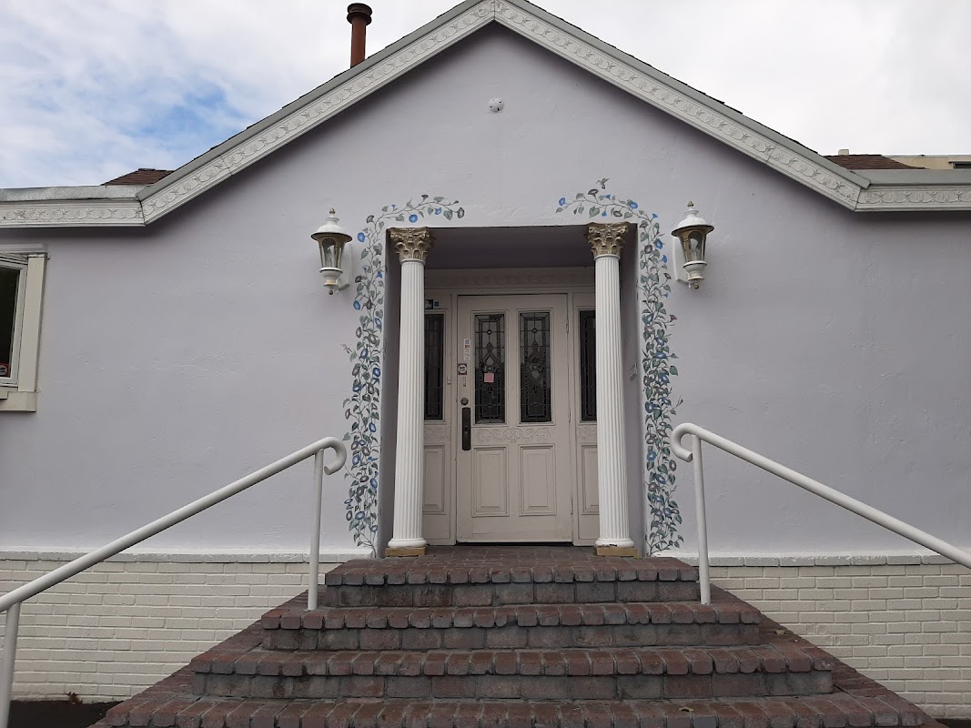 Smith & Witter Funeral Home building in El Sobrante, California
