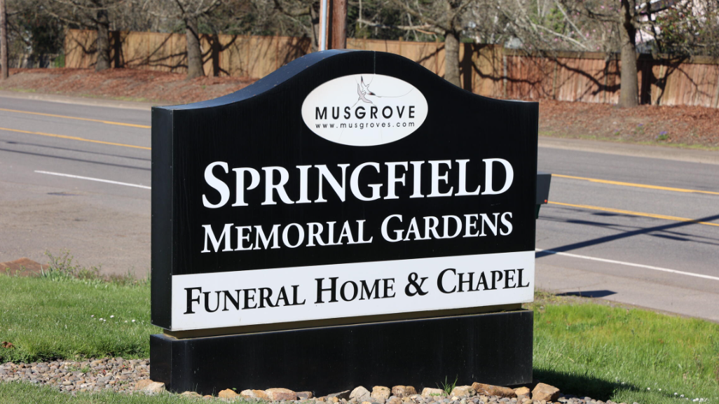 Springfield Memorial Gardens & Funeral Home building in Springfield, Oregon
