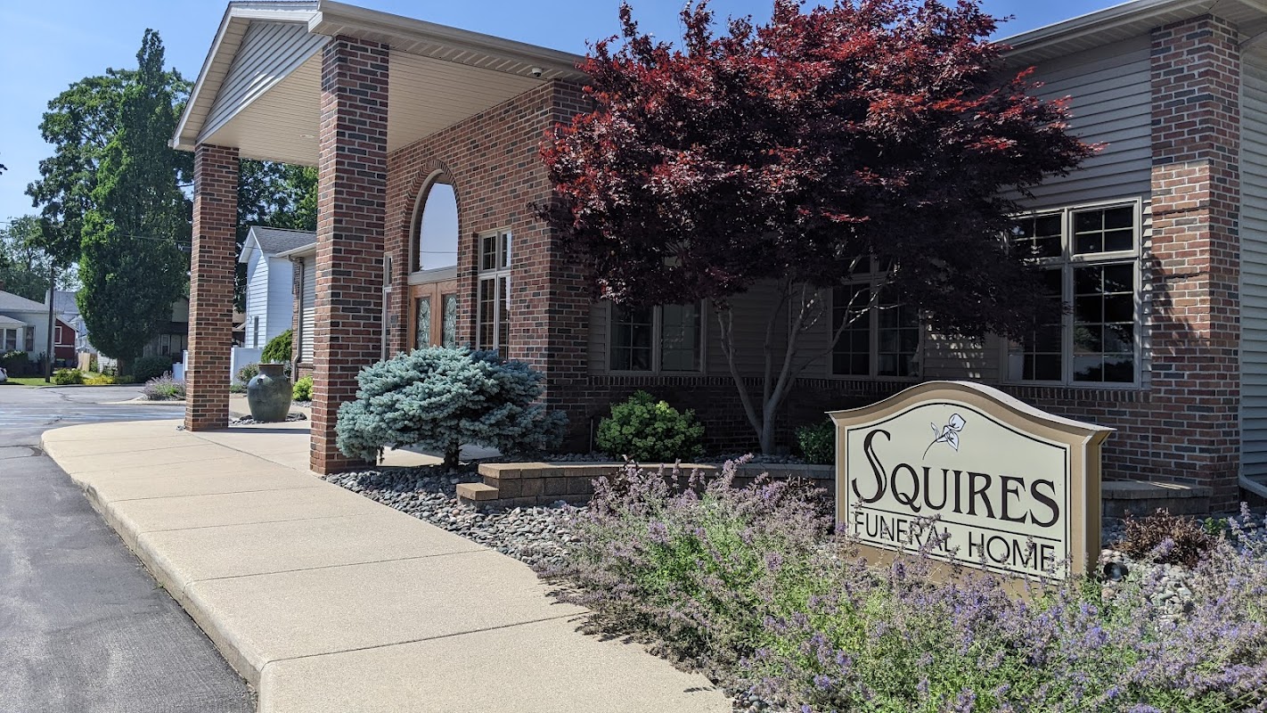 Squires Funeral Home building in Bay City, Michigan