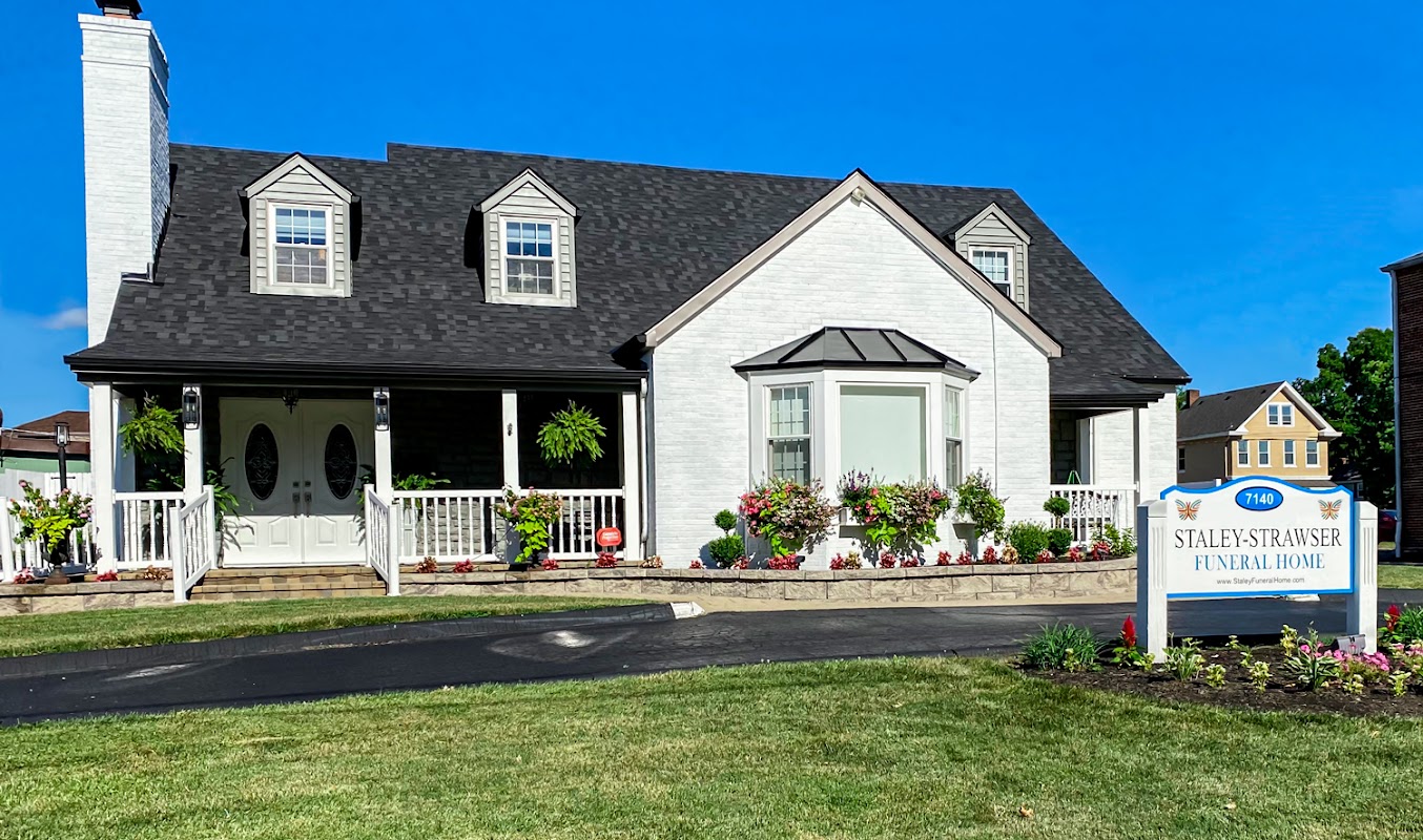 Staley-Crowe Funeral Home building in Deer Park, Ohio