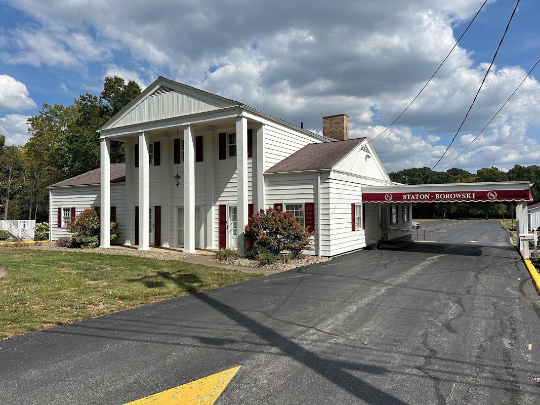 Staton Borowski Funeral Home building in Warren, Ohio