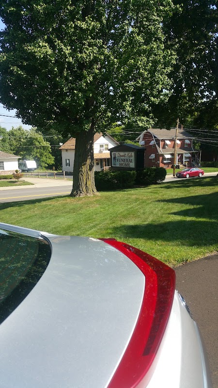 Stewart-Kyle Funeral Home building in Hubbard, Ohio