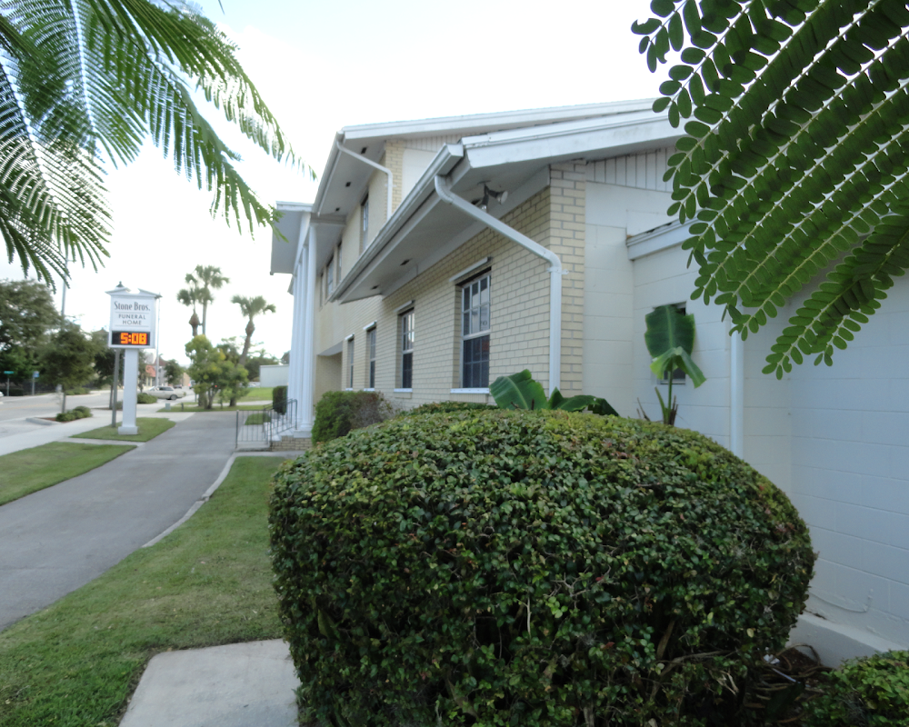 Stone Brothers Funeral Home building in Fort Pierce, Florida